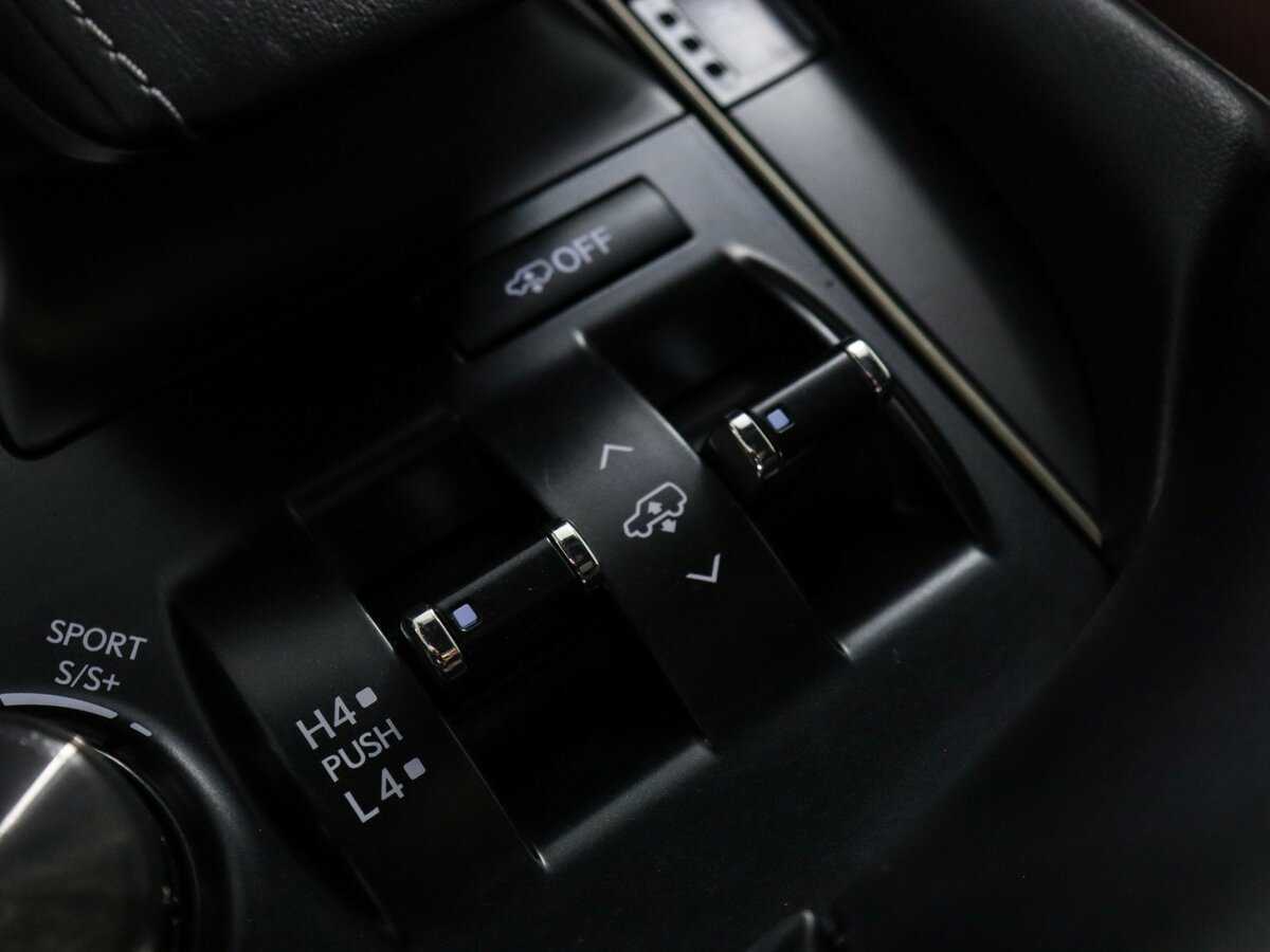 Lexus LX с пробегом — 2017 год. Фото: #26