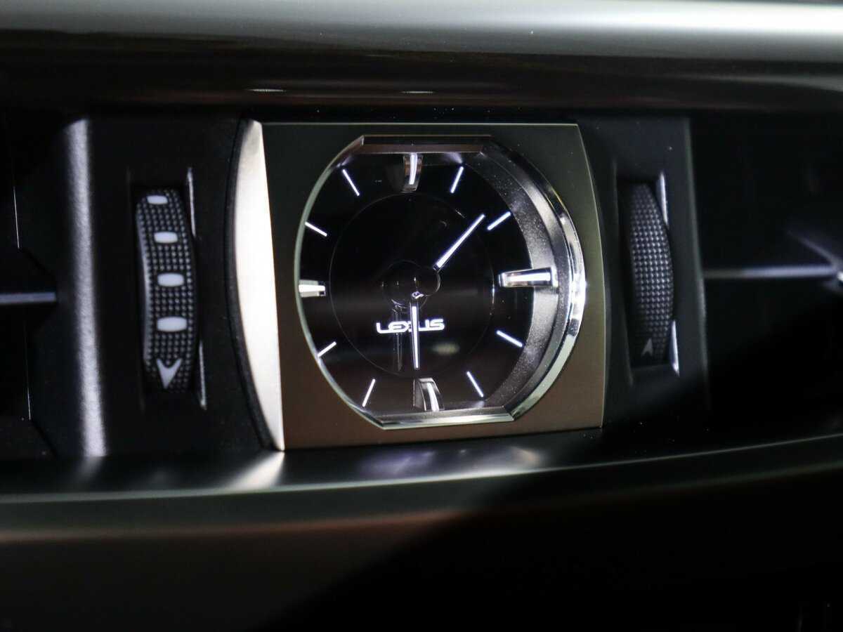 Lexus LX с пробегом — 2017 год. Фото: #28