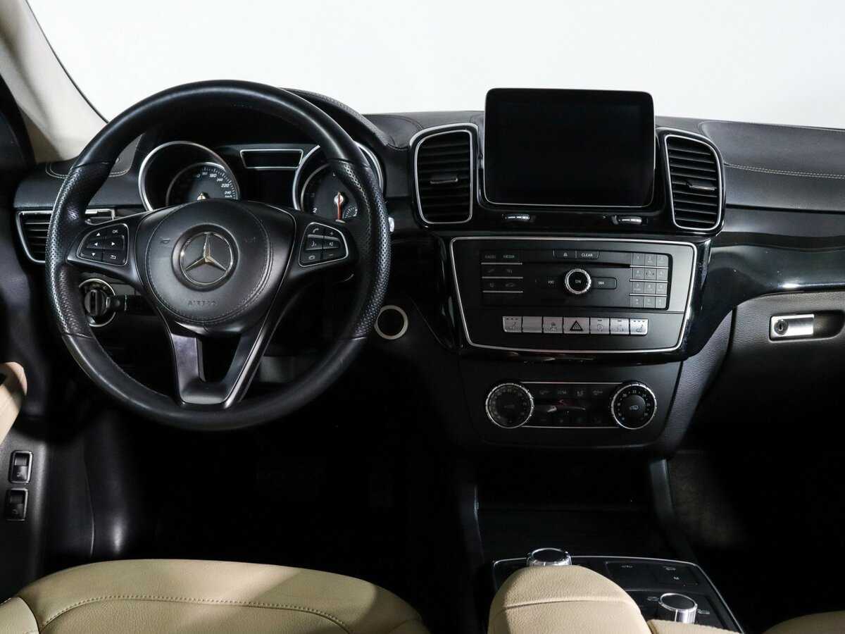 Mercedes-Benz GLS с пробегом — 2017 год. Фото: #8