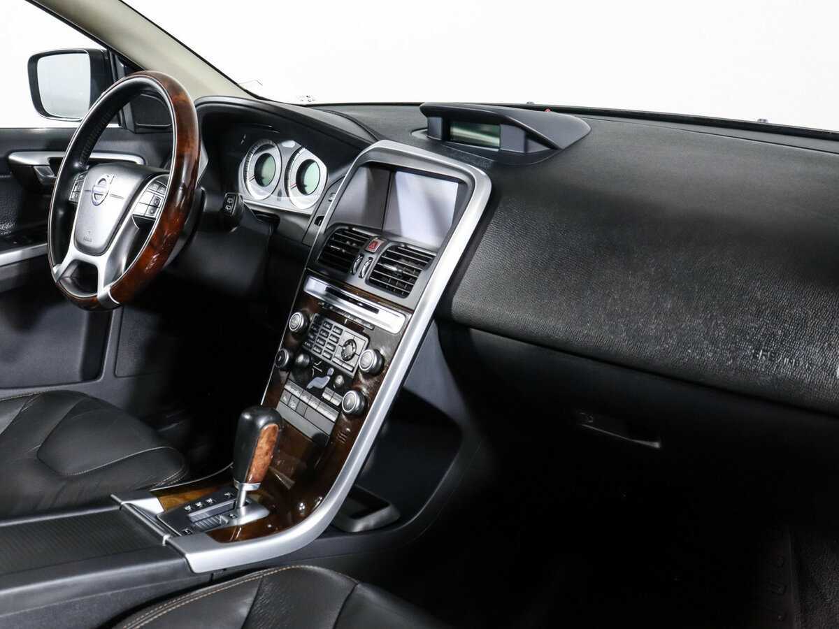 Volvo XC60 с пробегом — 2010 год. Фото: #5