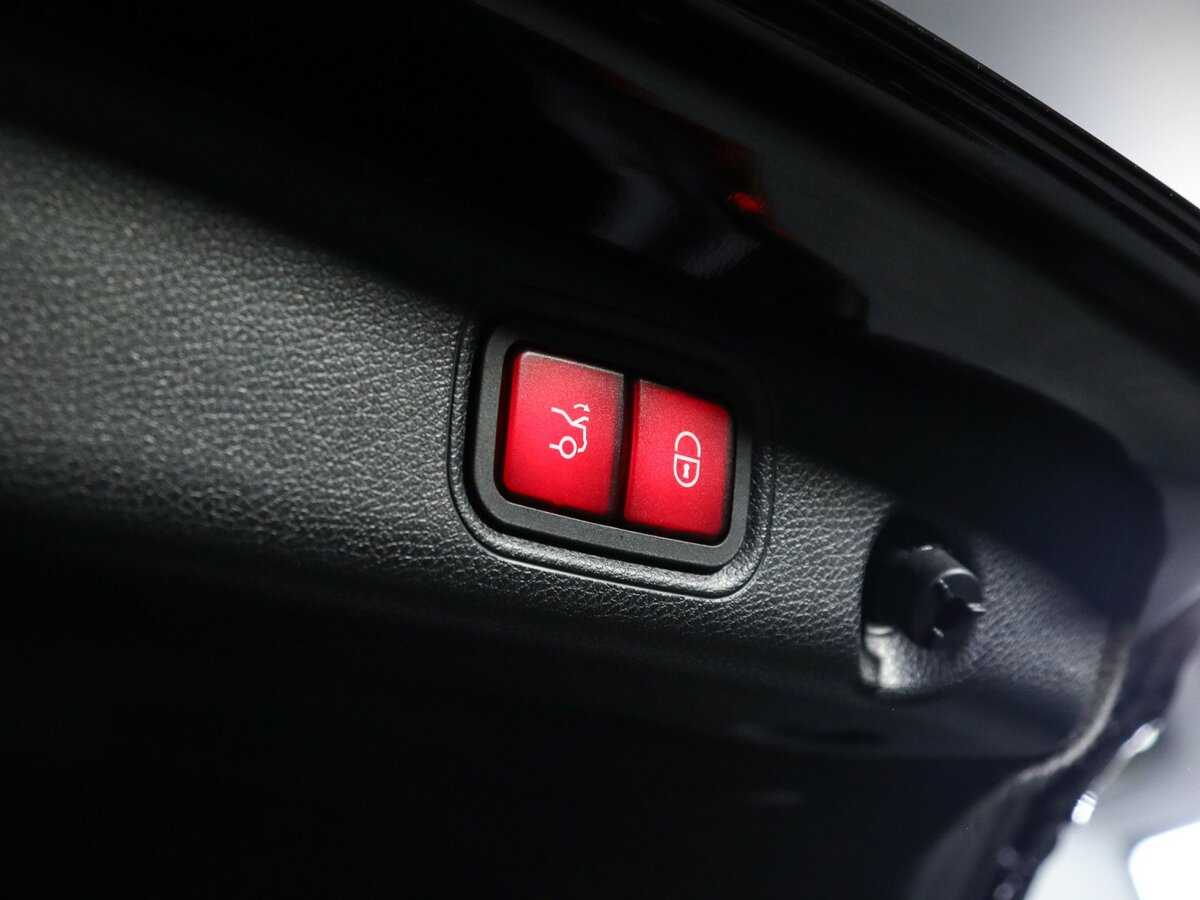 Mercedes-Benz E-Класс с пробегом — 2021 год. Фото: #18