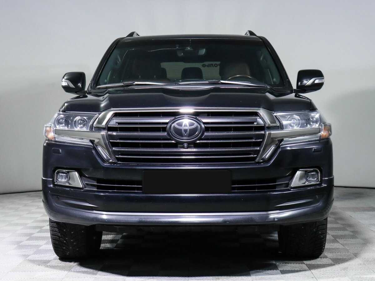 Toyota Land Cruiser с пробегом — 2018 год. Фото: #1