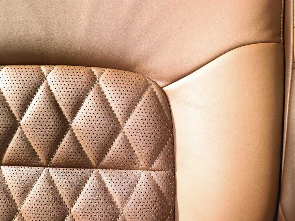 Toyota Land Cruiser с пробегом — 2018 год. Фото: #12