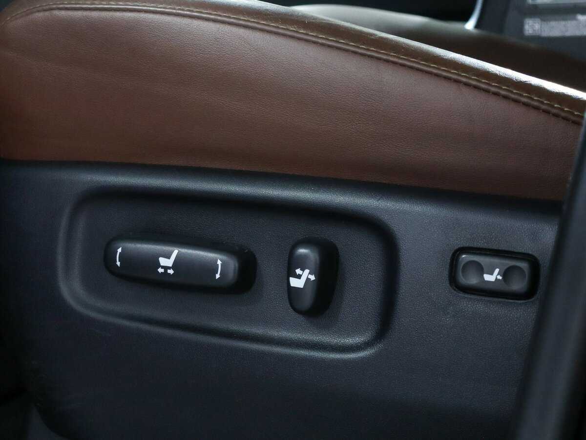 Toyota Land Cruiser с пробегом — 2018 год. Фото: #17