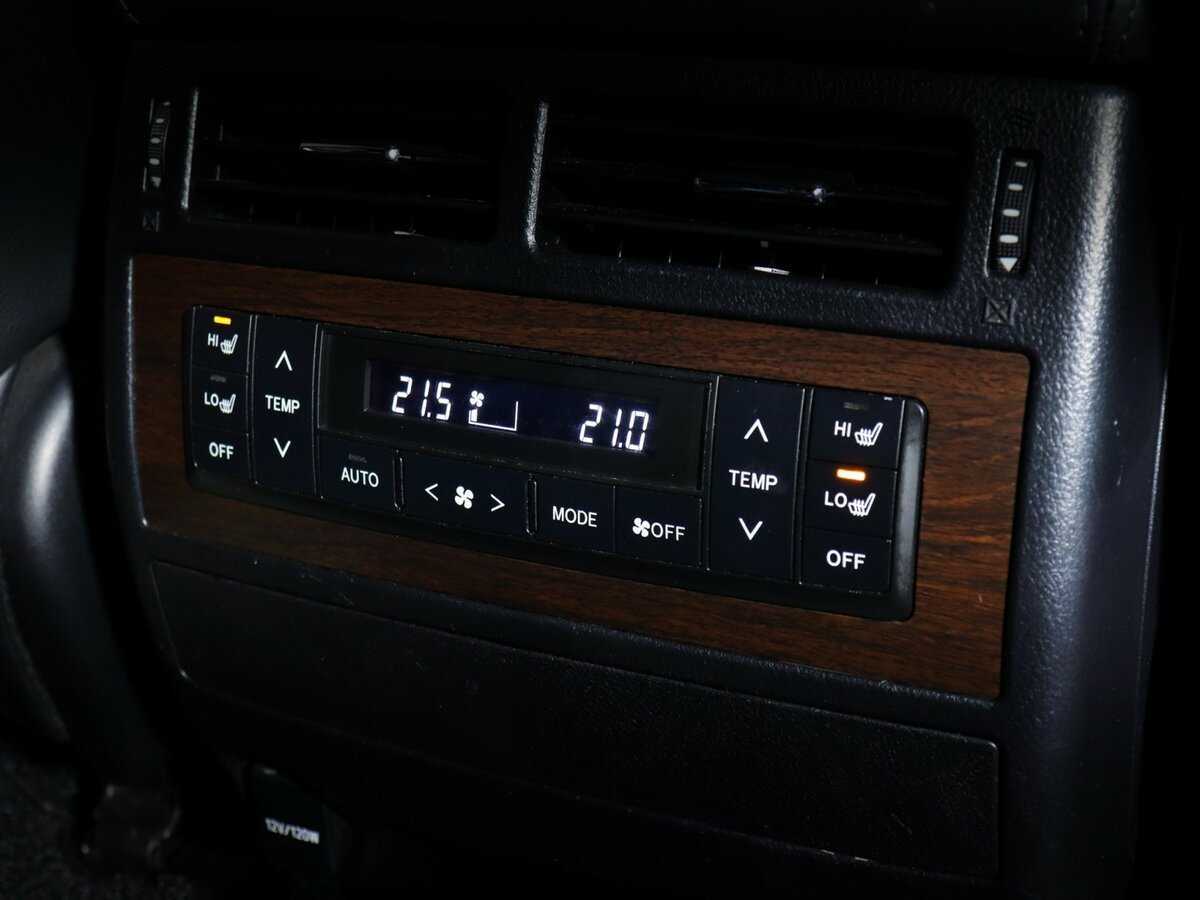 Toyota Land Cruiser с пробегом — 2018 год. Фото: #19