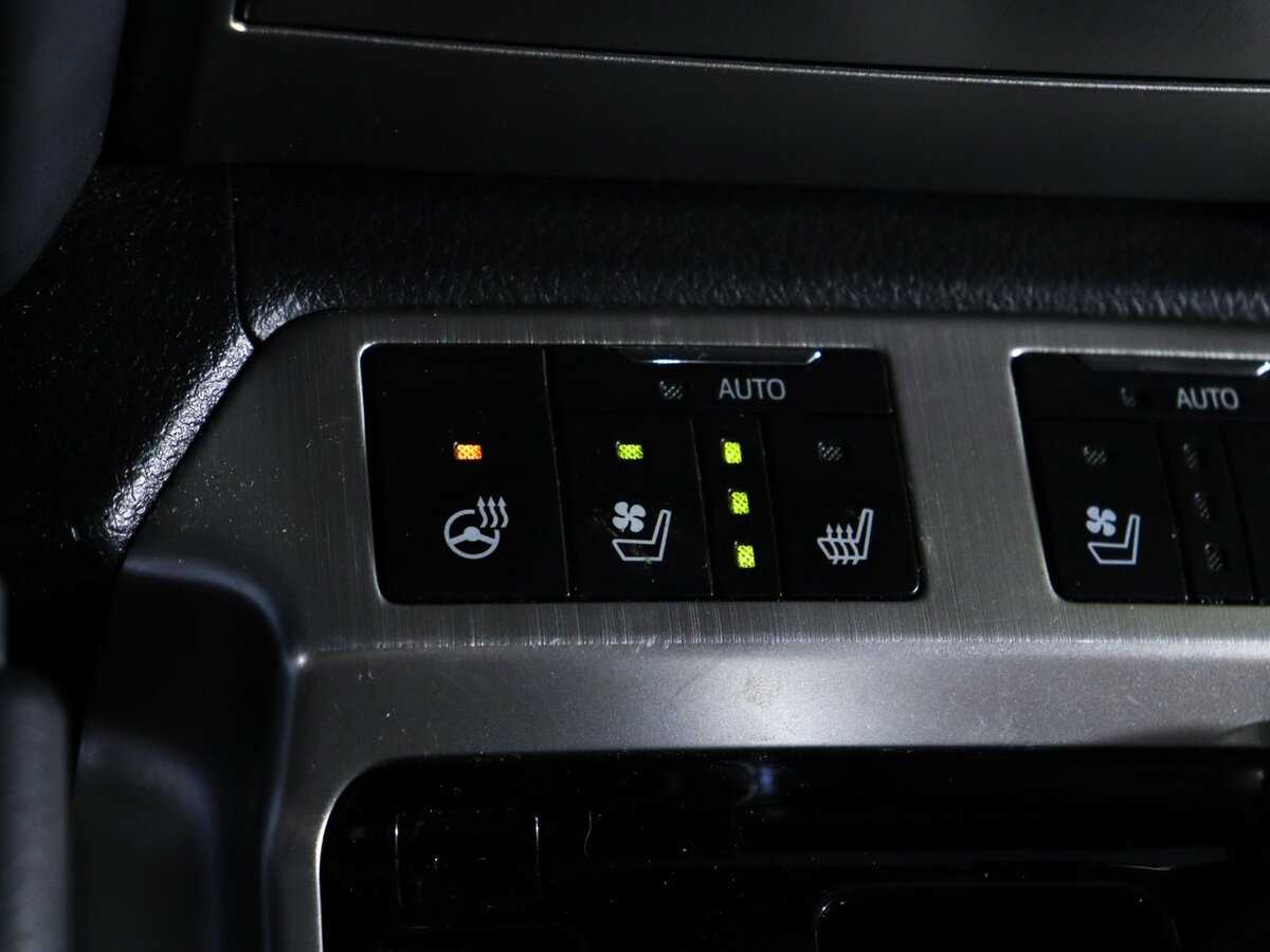 Toyota Land Cruiser с пробегом — 2018 год. Фото: #27