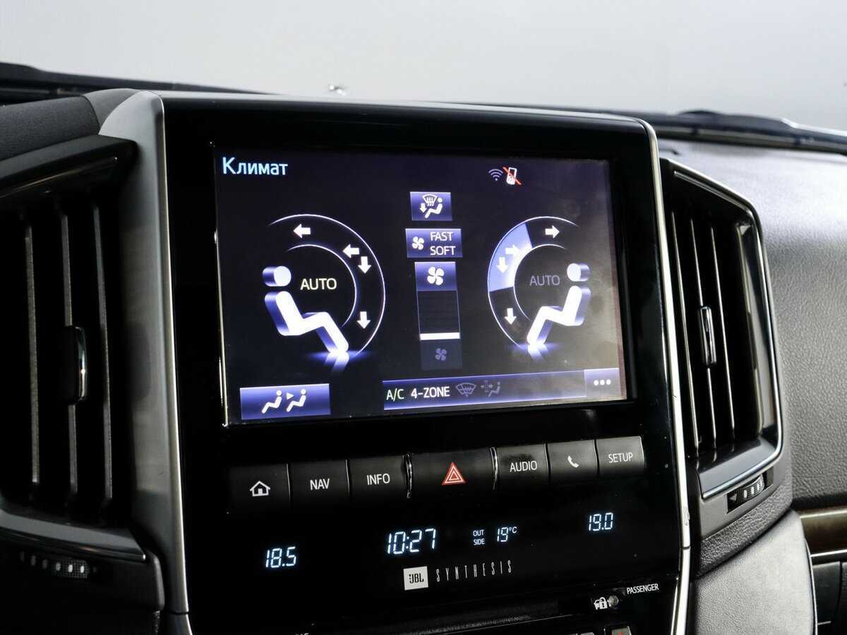 Toyota Land Cruiser с пробегом — 2018 год. Фото: #30