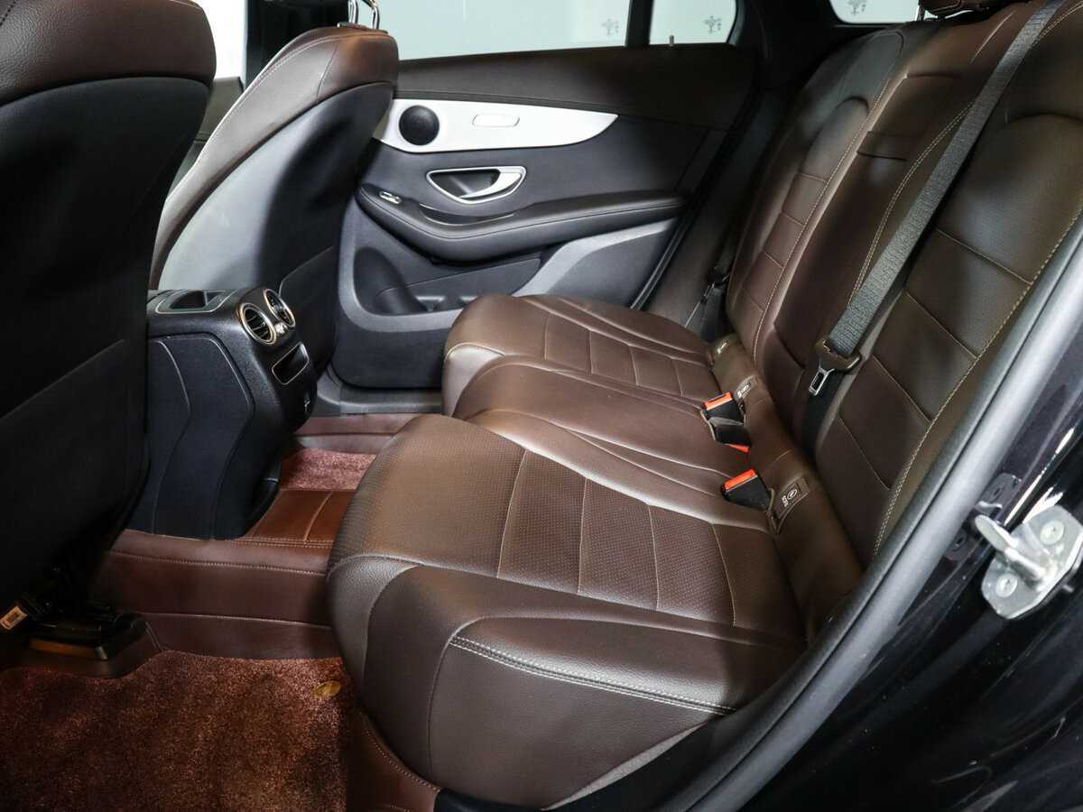 Mercedes-Benz GLC с пробегом — 2020 год. Фото: #9