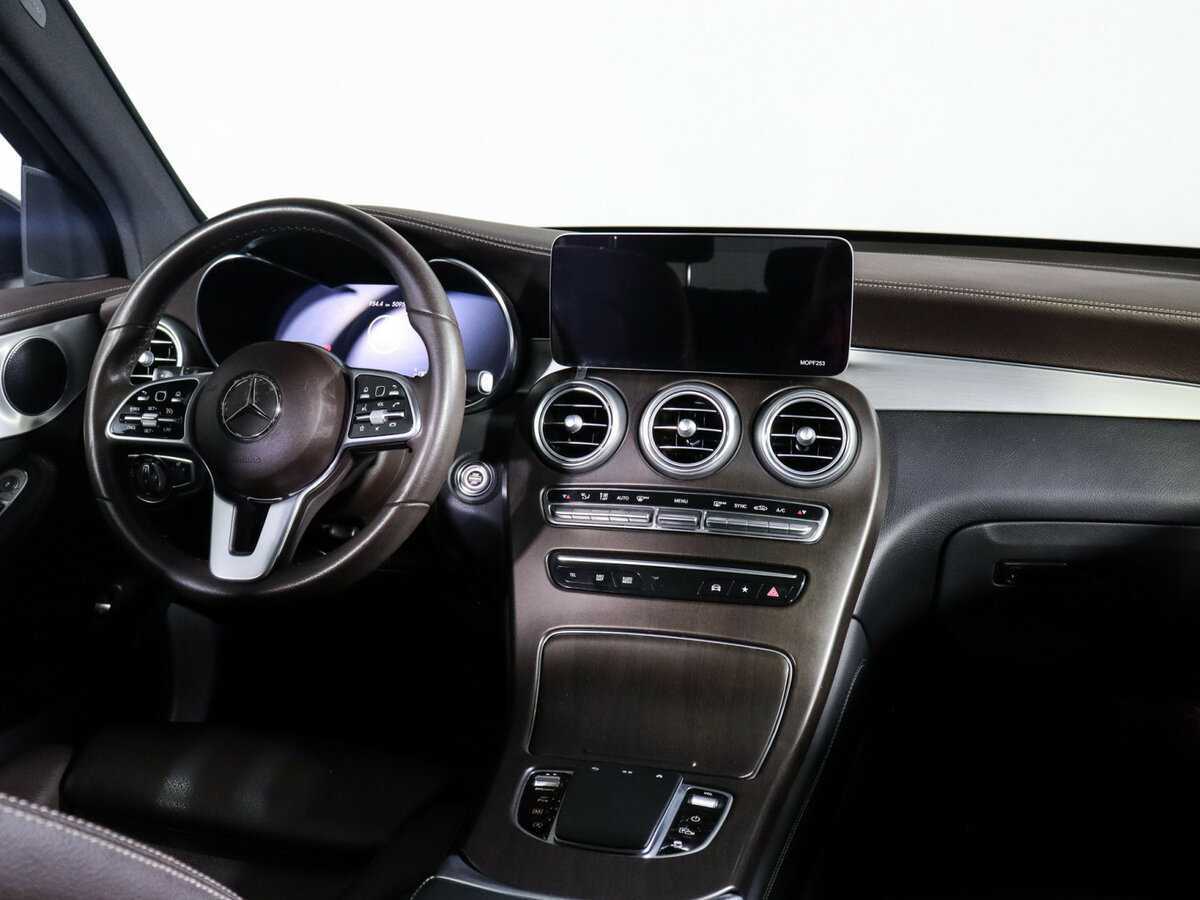 Mercedes-Benz GLC с пробегом — 2020 год. Фото: #11