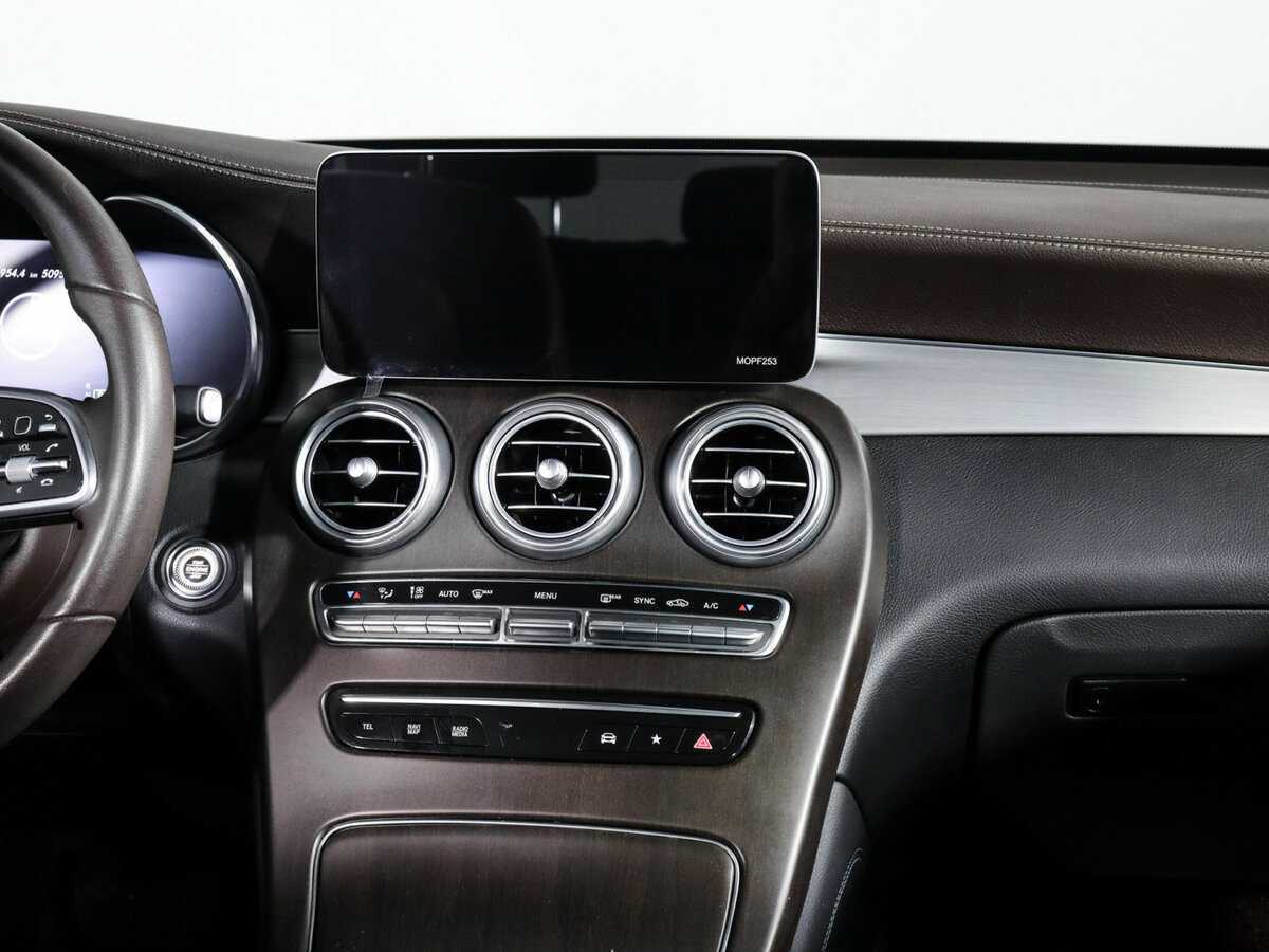 Mercedes-Benz GLC с пробегом — 2020 год. Фото: #12