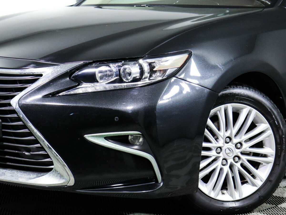 Lexus ES с пробегом — 2017 год. Фото: #13
