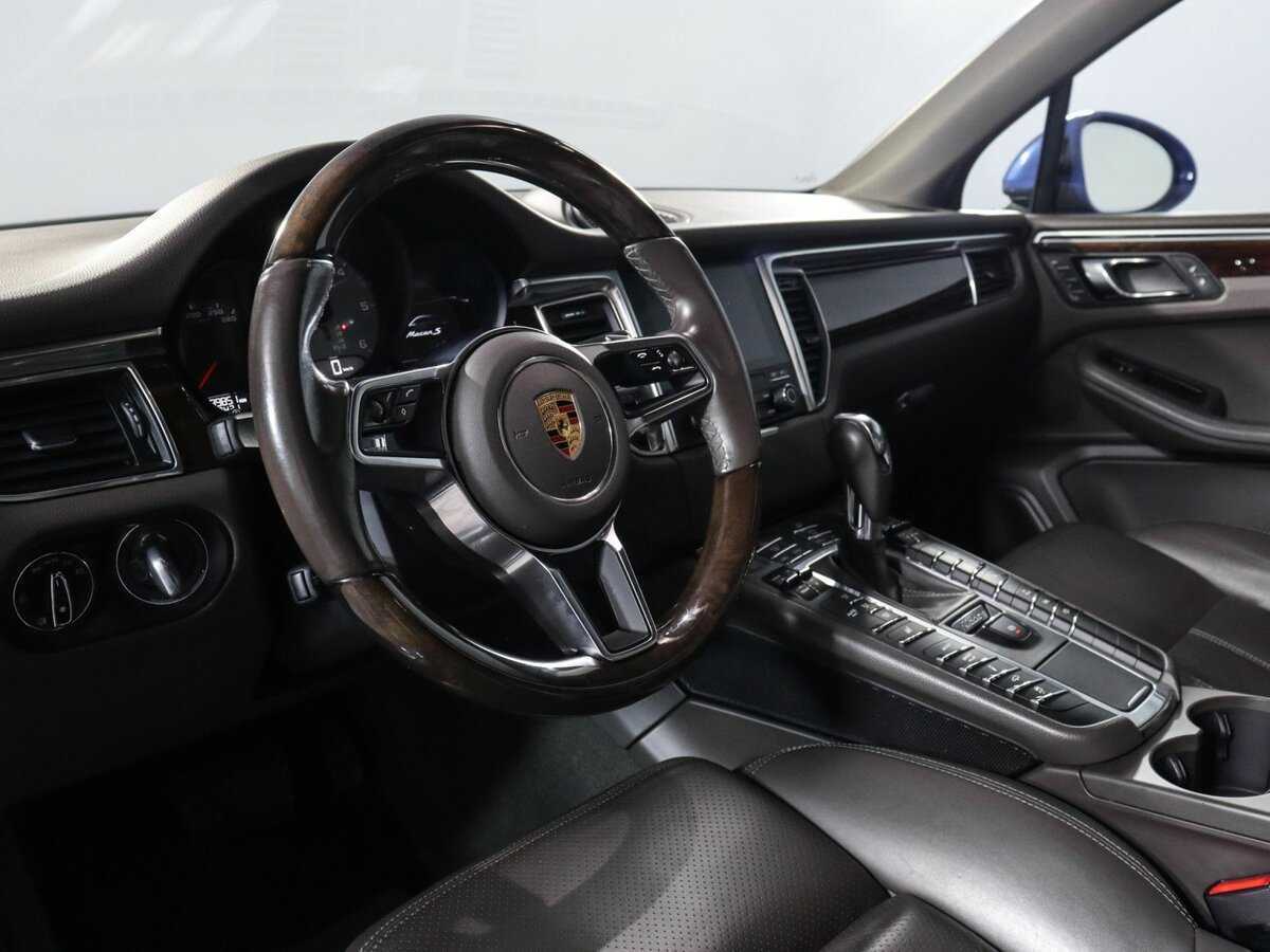 Porsche Macan с пробегом — 2016 год. Фото: #9