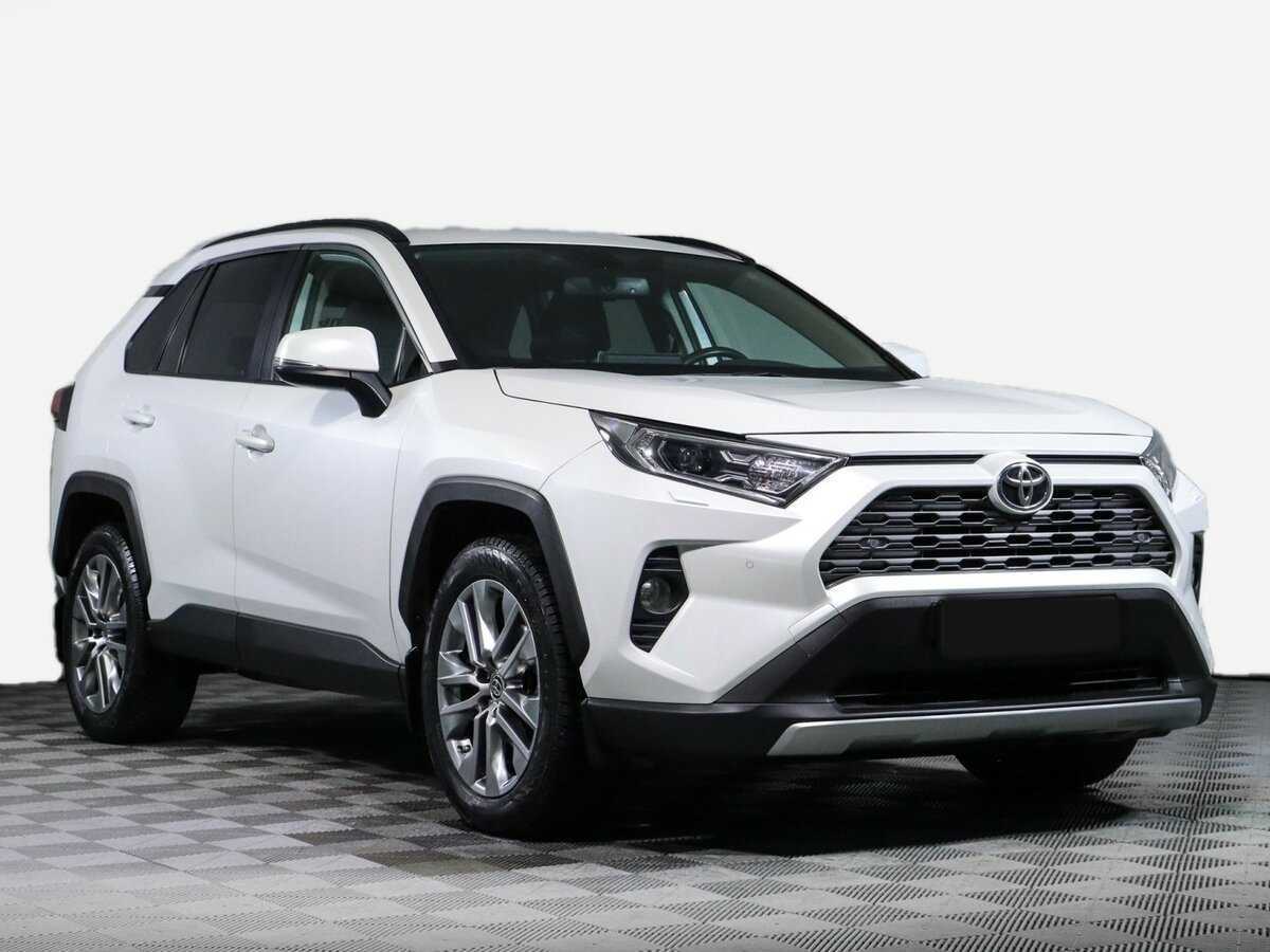 Toyota RAV4 с пробегом — 2021 год. Фото: #2