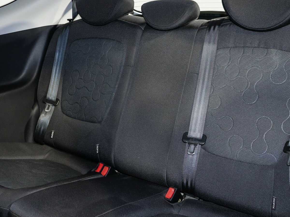 Hyundai i20 с пробегом — 2009 год. Фото: #6