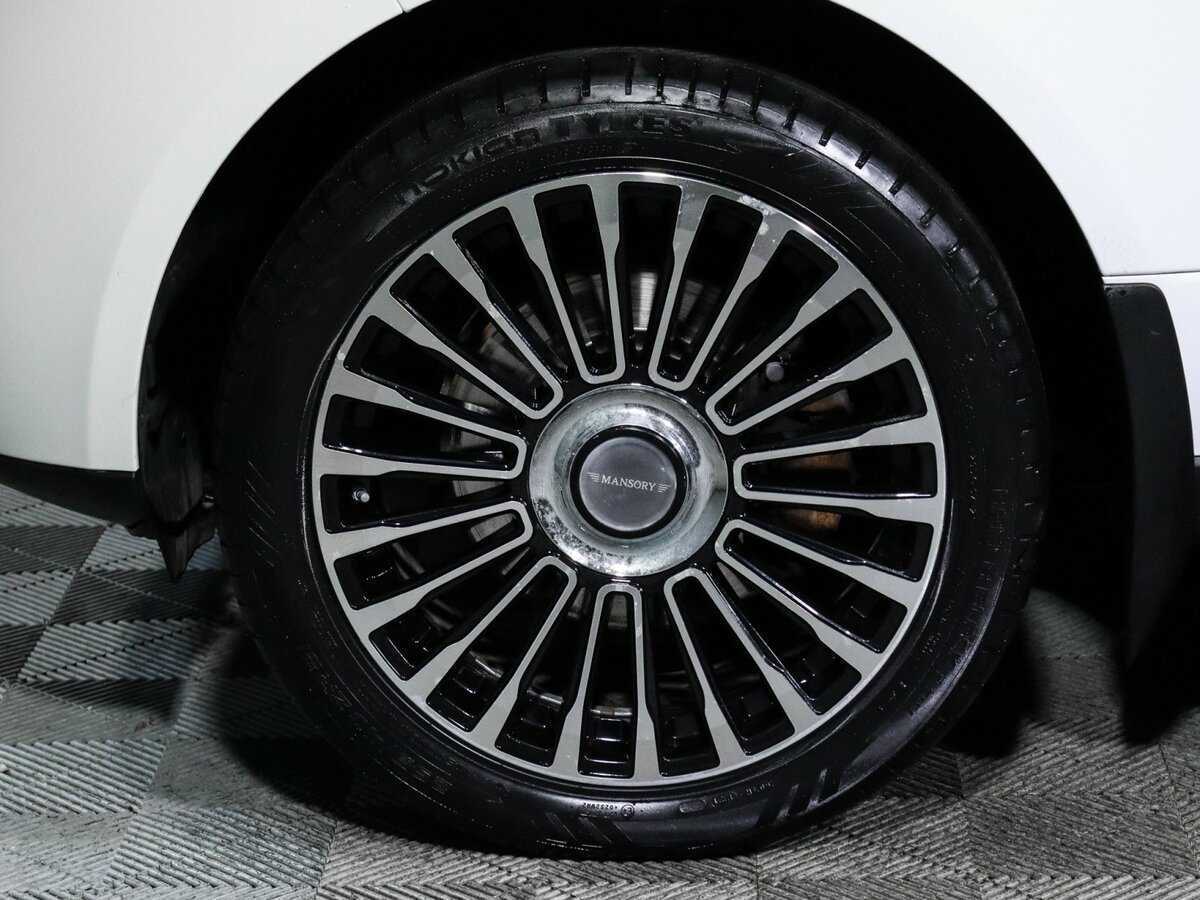 Land Rover Range Rover с пробегом — 2017 год. Фото: #11