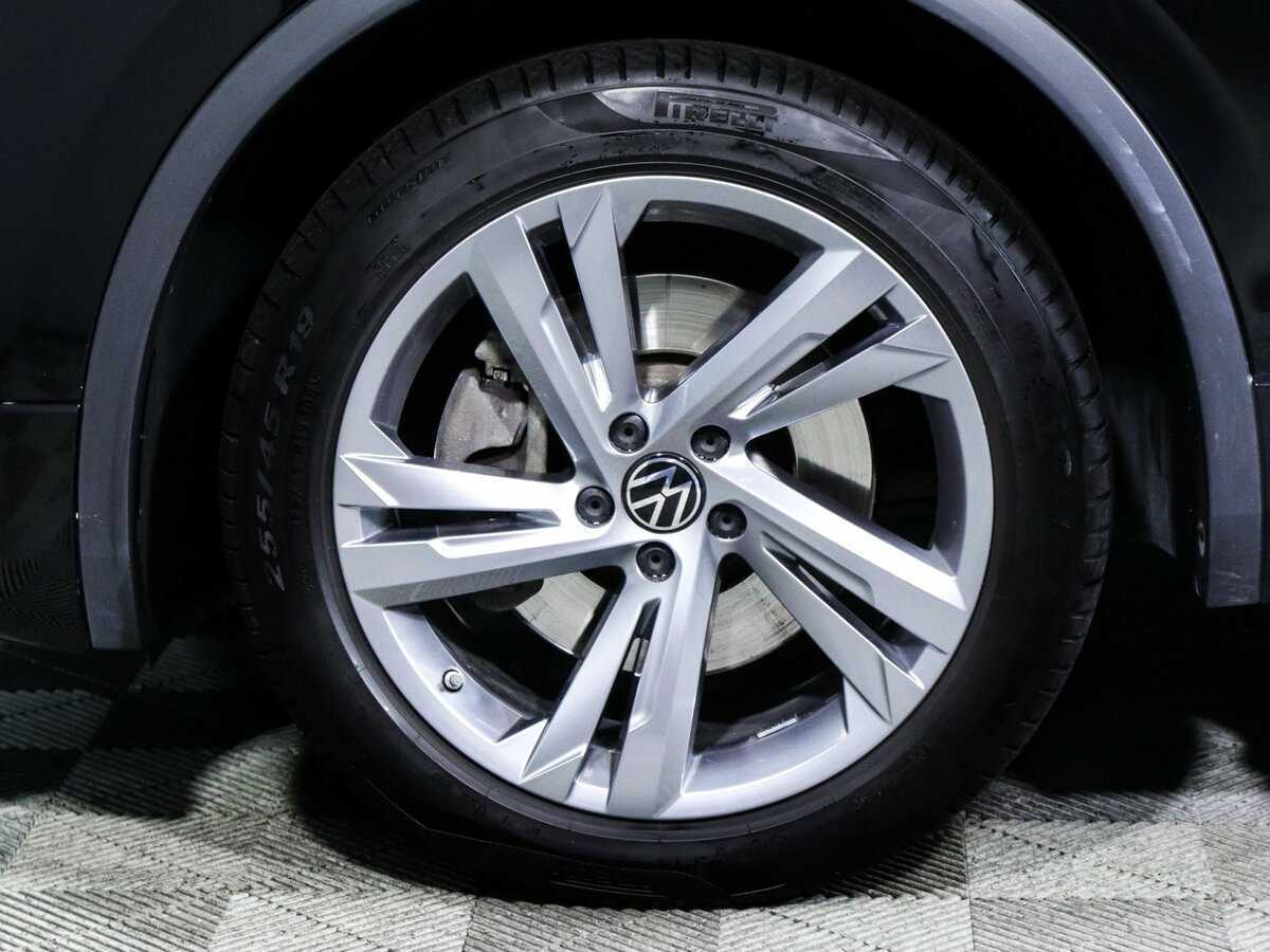Volkswagen Tiguan с пробегом — 2021 год. Фото: #11