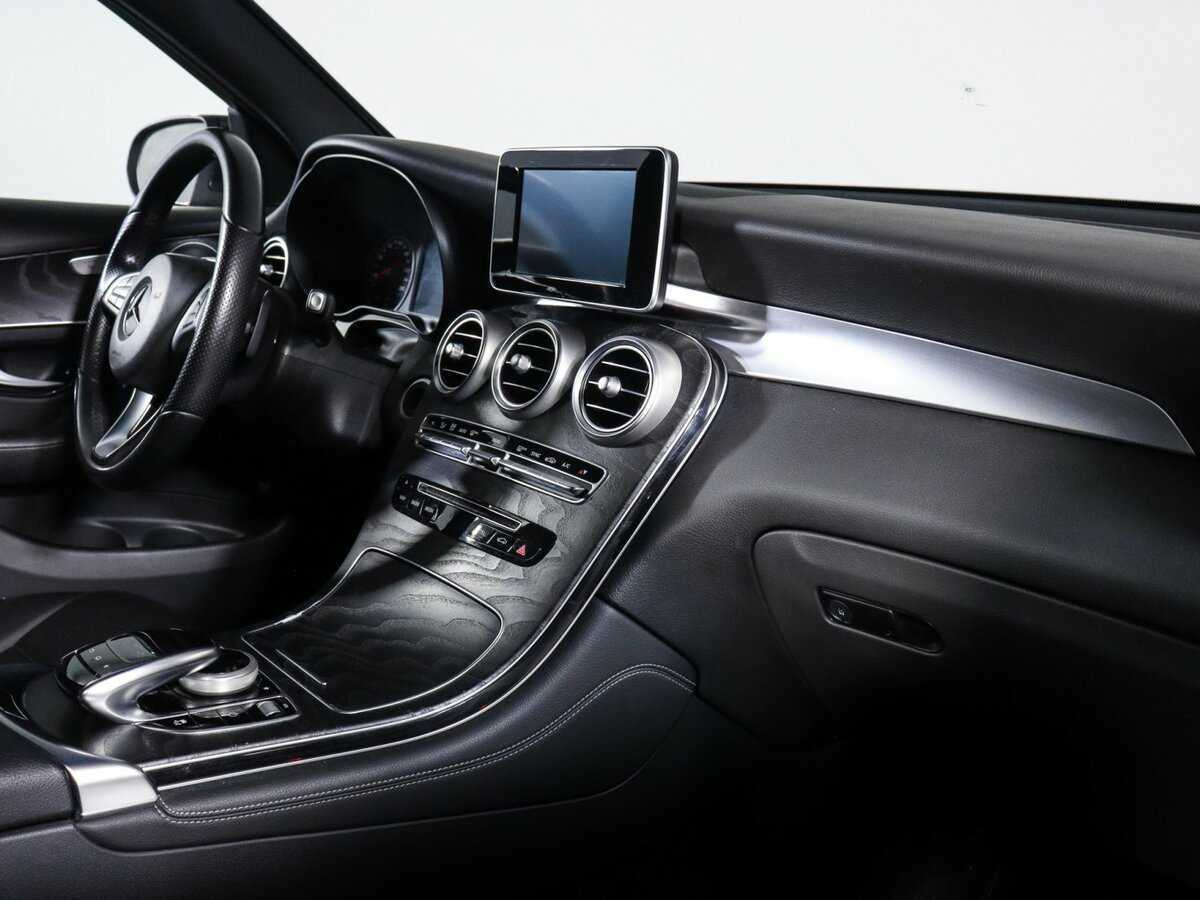 Mercedes-Benz GLC с пробегом — 2015 год. Фото: #5