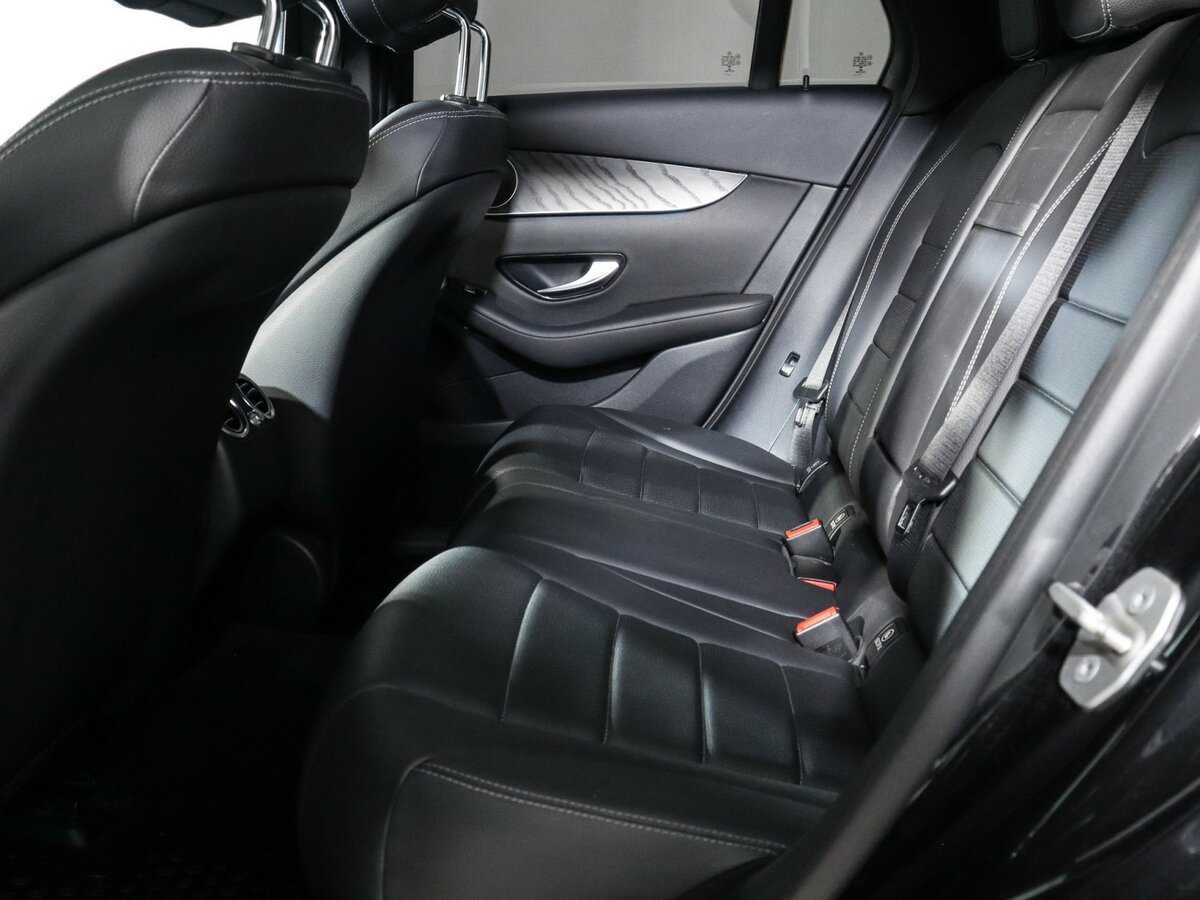 Mercedes-Benz GLC с пробегом — 2015 год. Фото: #6