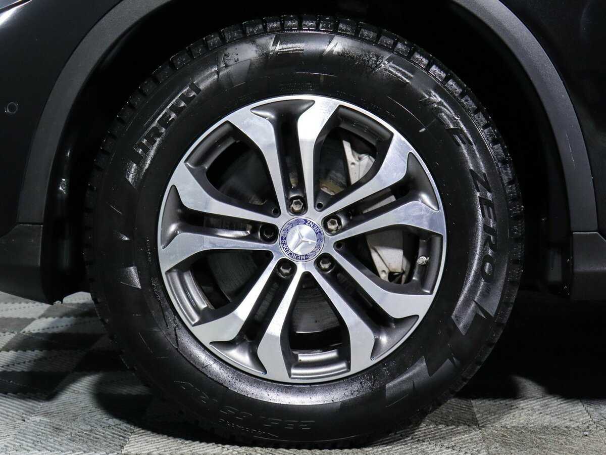 Mercedes-Benz GLC с пробегом — 2015 год. Фото: #11