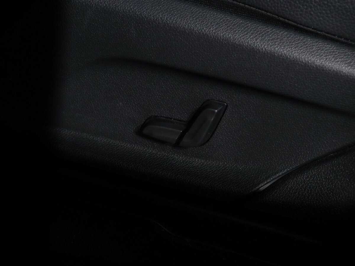 Mercedes-Benz GLC с пробегом — 2015 год. Фото: #16