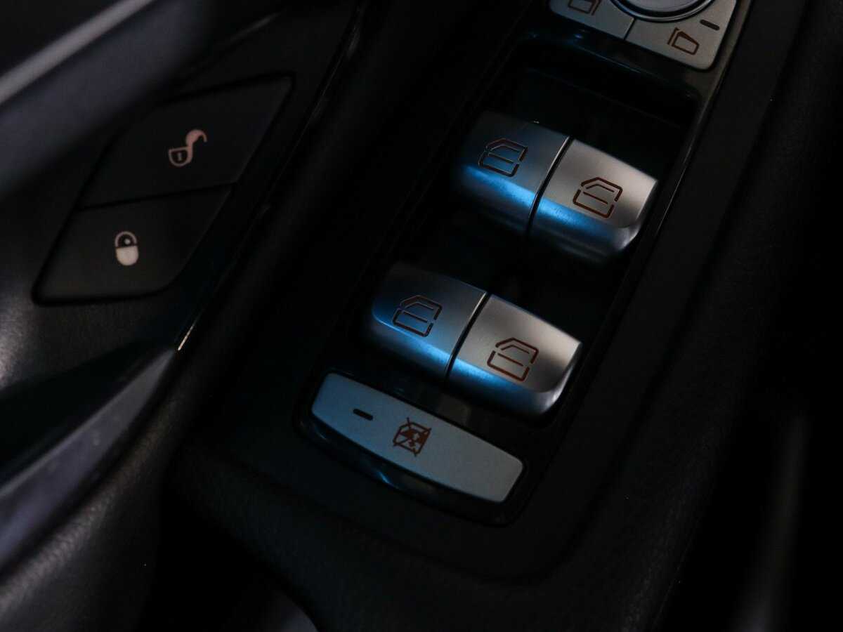 Mercedes-Benz GLC с пробегом — 2015 год. Фото: #21