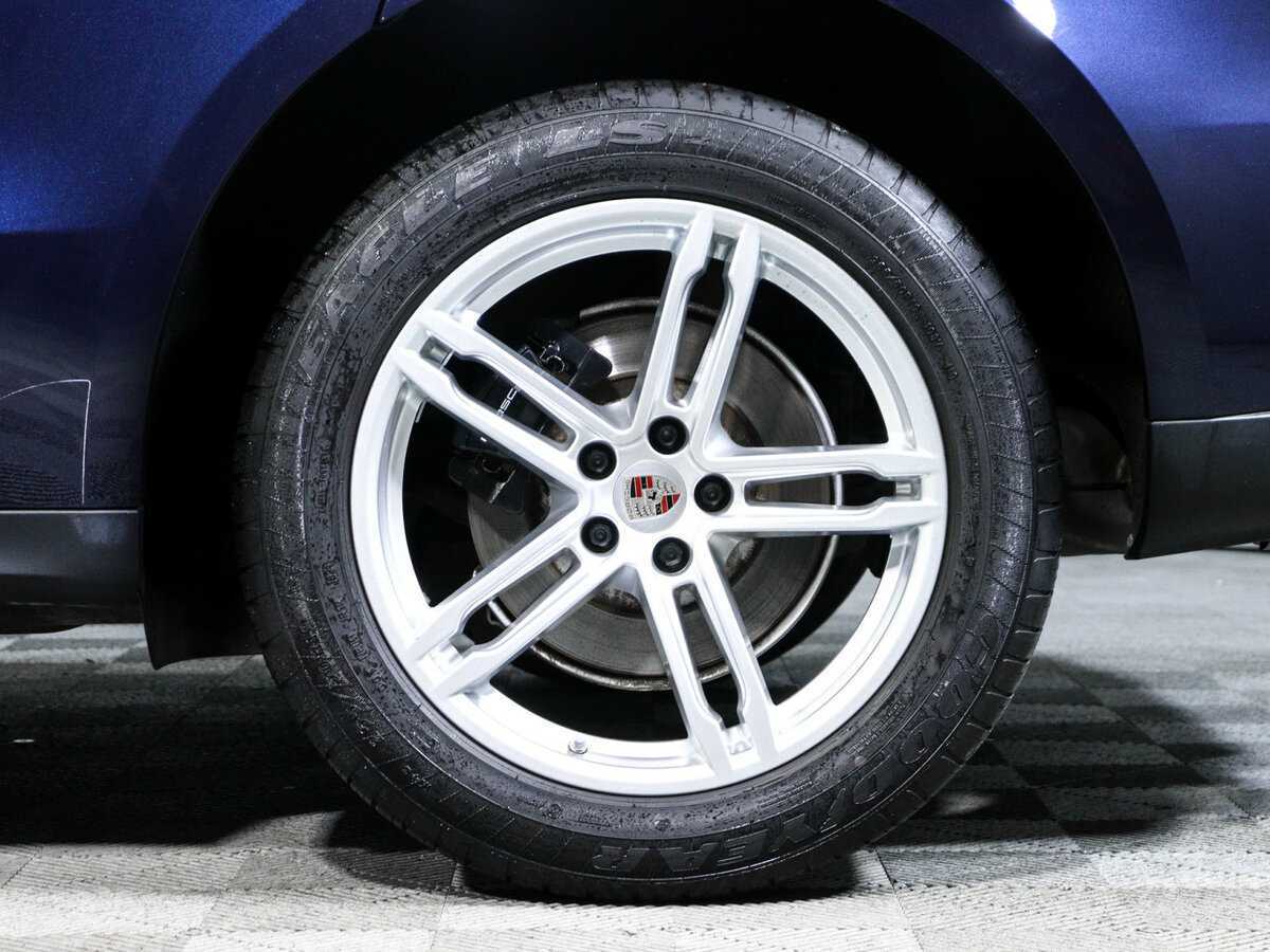 Porsche Macan с пробегом — 2021 год. Фото: #11