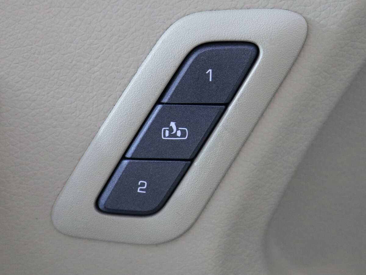 Cadillac CTS с пробегом — 2011 год. Фото: #16