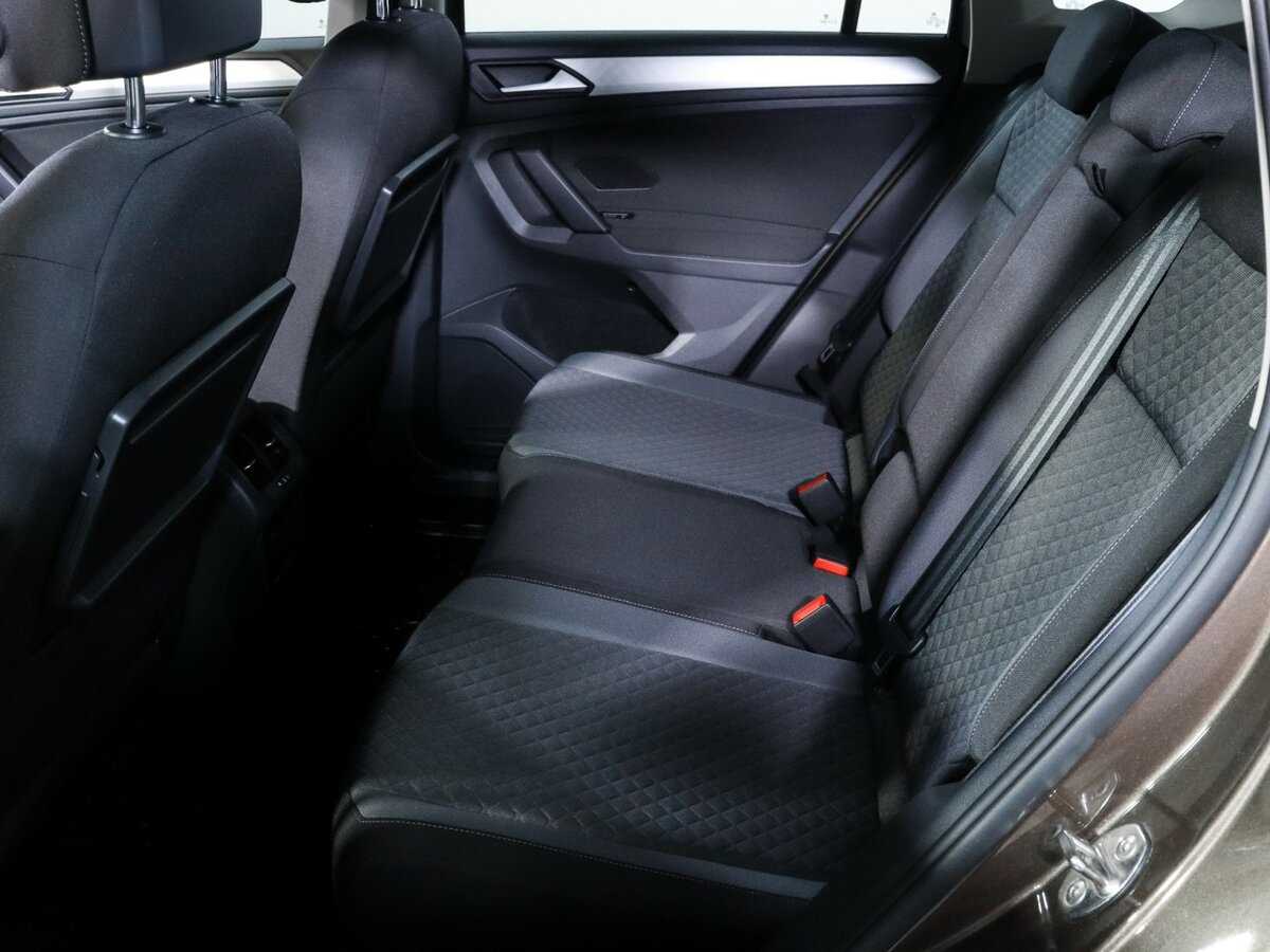 Volkswagen Tiguan с пробегом — 2020 год. Фото: #6