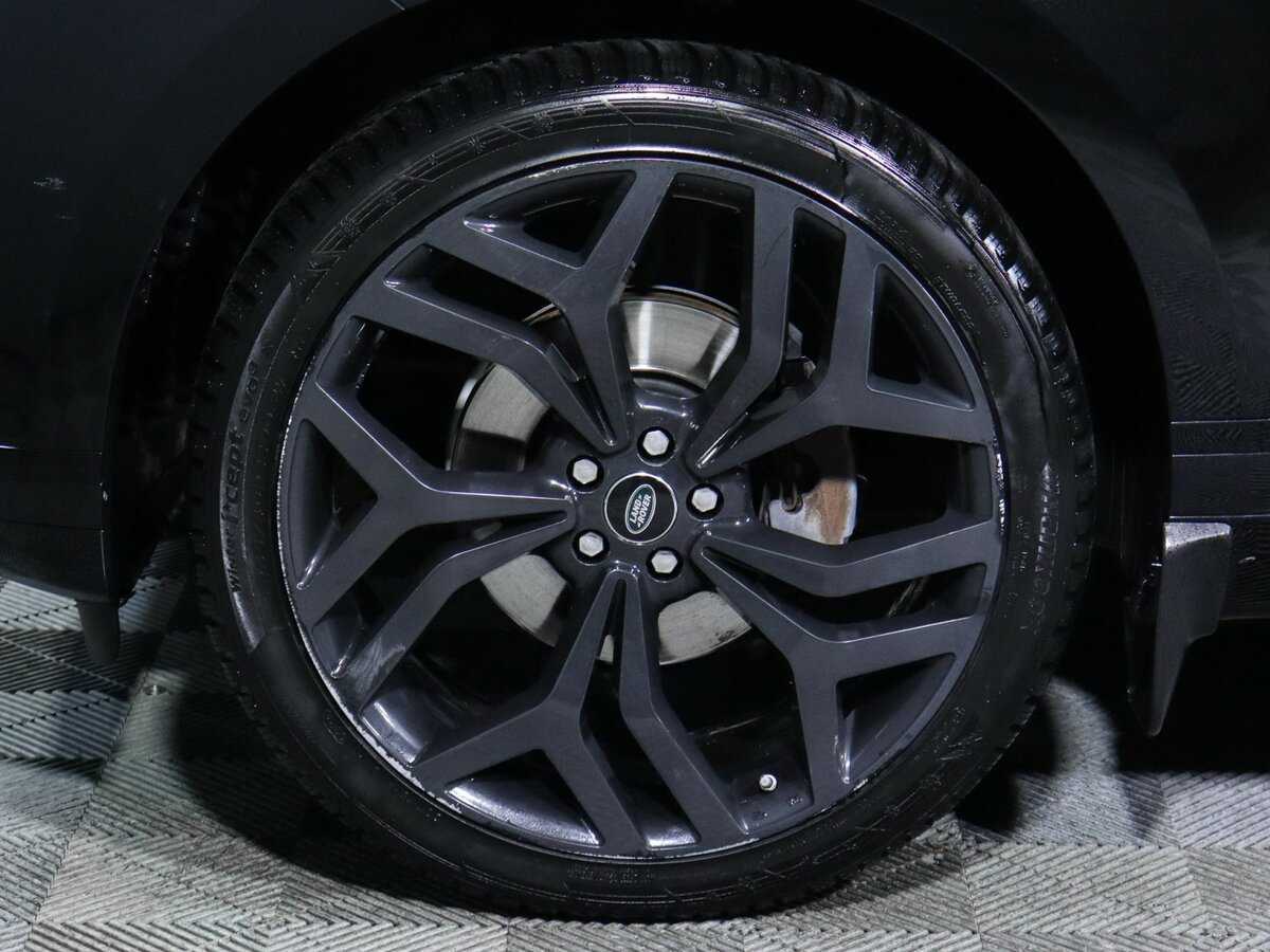 Land Rover Range Rover Velar с пробегом — 2018 год. Фото: #14