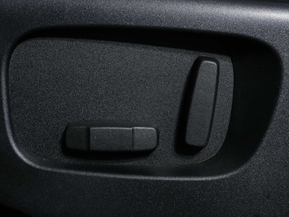 Land Rover Range Rover Velar с пробегом — 2018 год. Фото: #16