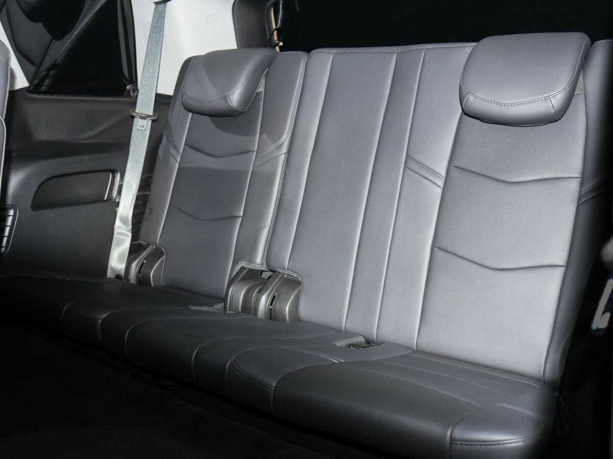 Cadillac Escalade с пробегом — 2018 год. Фото: #12