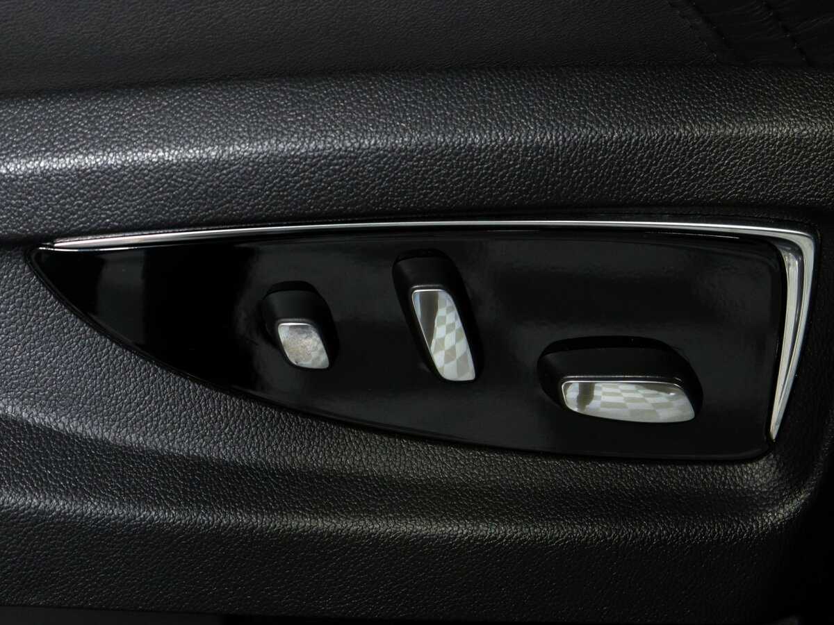 Cadillac Escalade с пробегом — 2018 год. Фото: #13