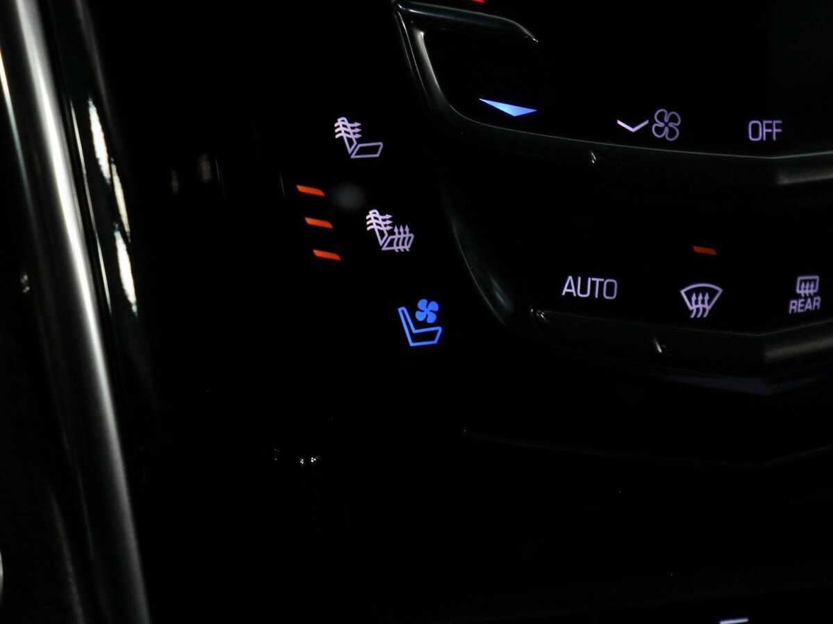 Cadillac Escalade с пробегом — 2018 год. Фото: #26