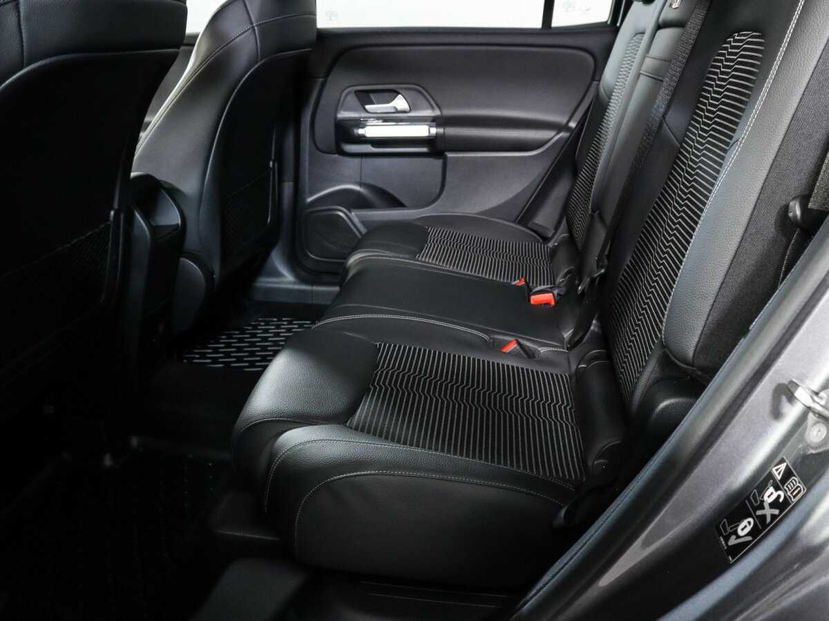 Mercedes-Benz GLB с пробегом — 2021 год. Фото: #9