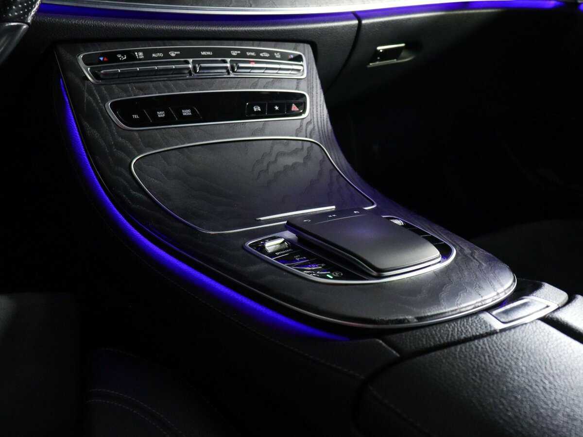 Mercedes-Benz E-Класс с пробегом — 2020 год. Фото: #19