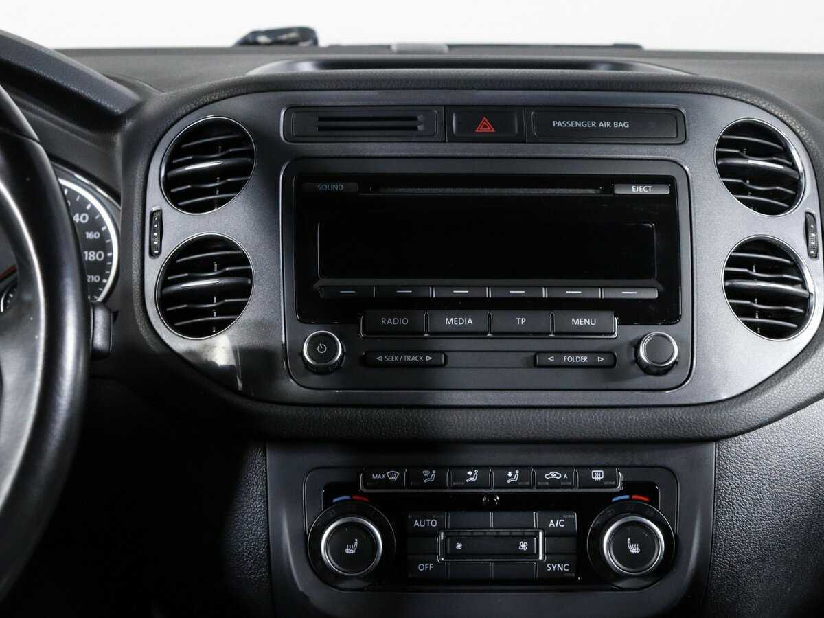 Volkswagen Tiguan с пробегом — 2012 год. Фото: #9