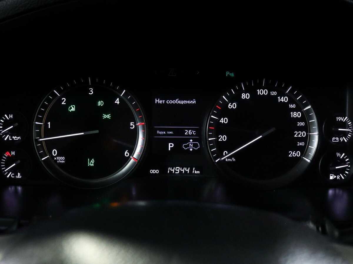 Lexus LX с пробегом — 2016 год. Фото: #7