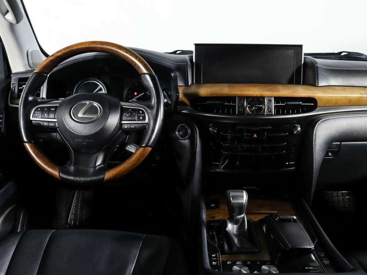 Lexus LX с пробегом — 2016 год. Фото: #8