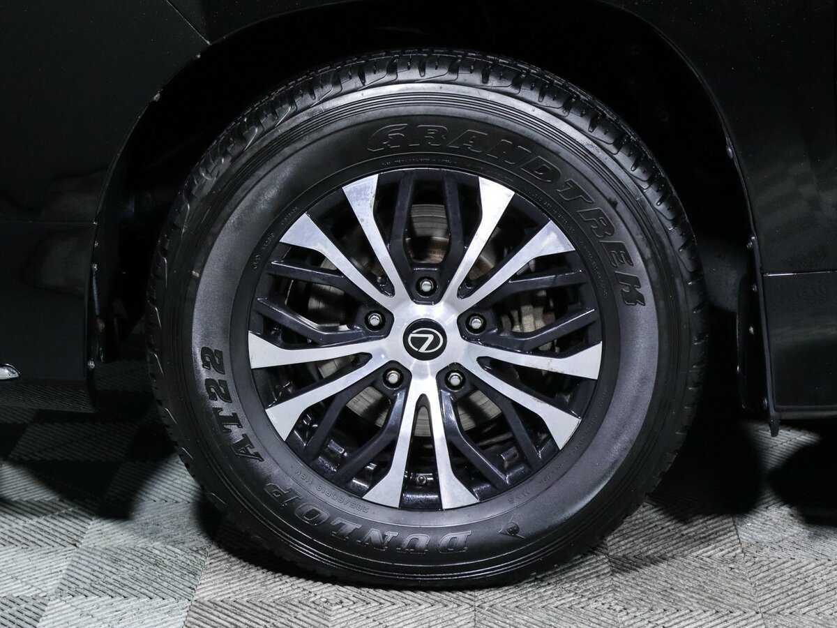 Lexus LX с пробегом — 2016 год. Фото: #11