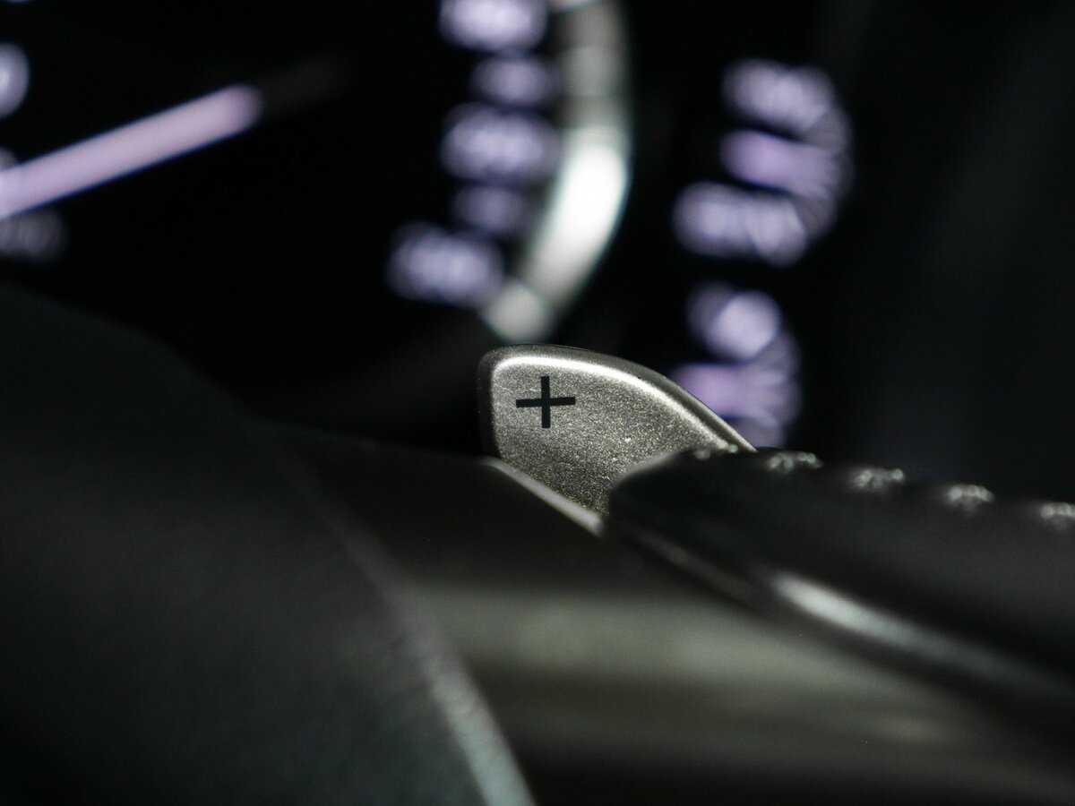 Lexus LX с пробегом — 2016 год. Фото: #17