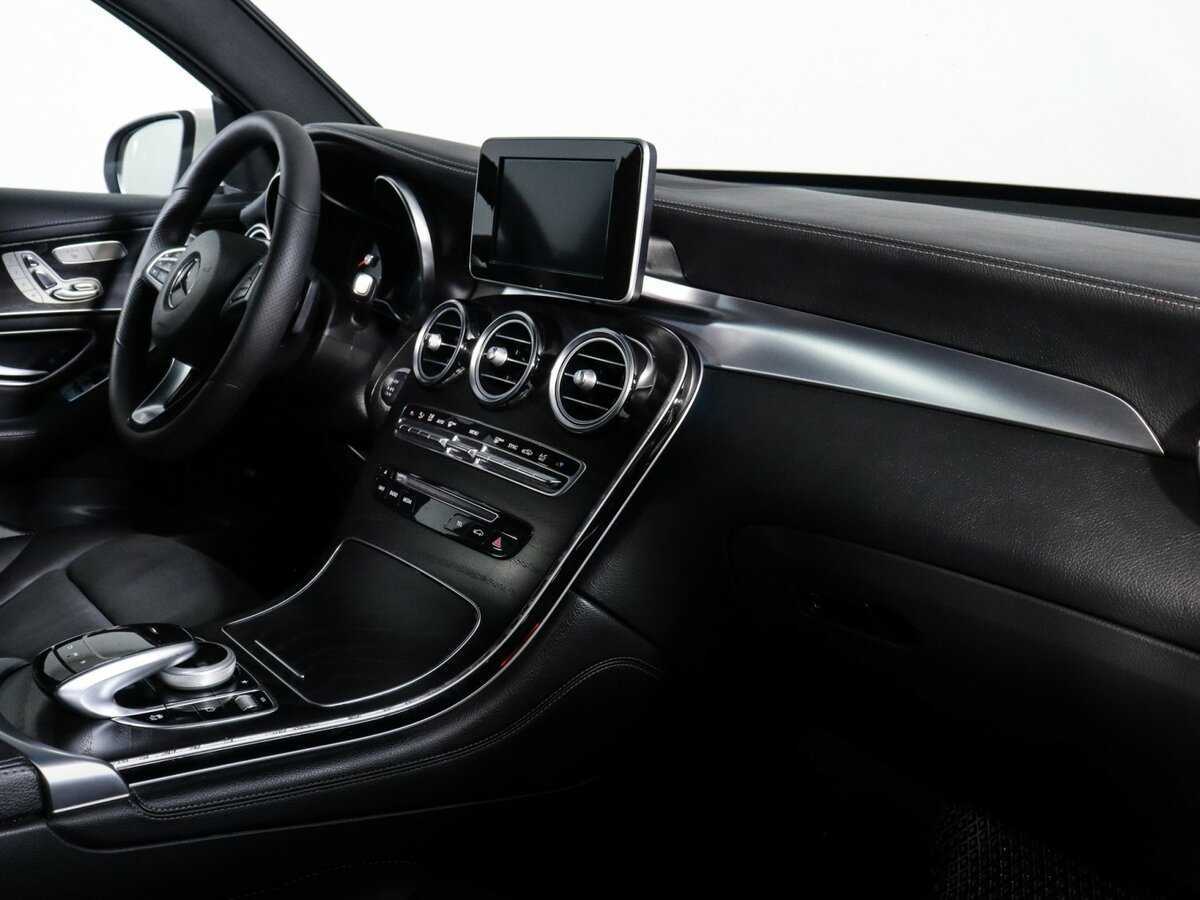 Mercedes-Benz GLC Coupe с пробегом — 2017 год. Фото: #6