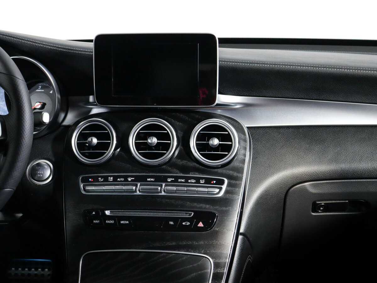 Mercedes-Benz GLC Coupe с пробегом — 2017 год. Фото: #10