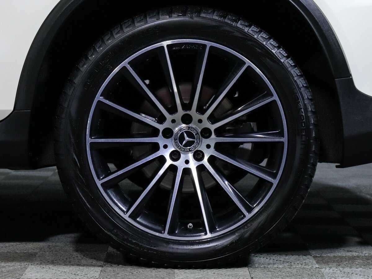 Mercedes-Benz GLC Coupe с пробегом — 2017 год. Фото: #12