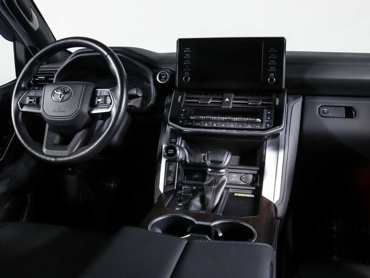 Toyota Land Cruiser с пробегом — 2022 год. Фото: #8