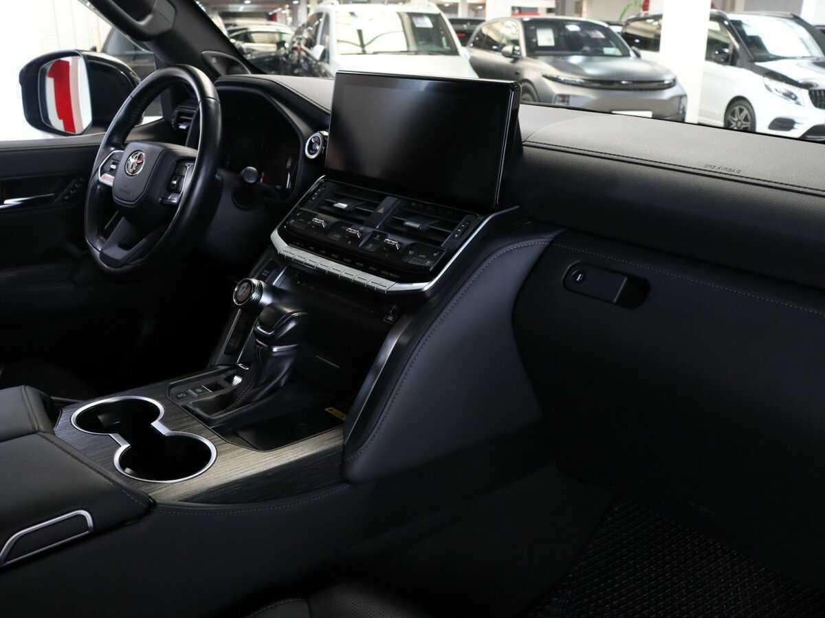 Toyota Land Cruiser с пробегом — 2021 год. Фото: #5