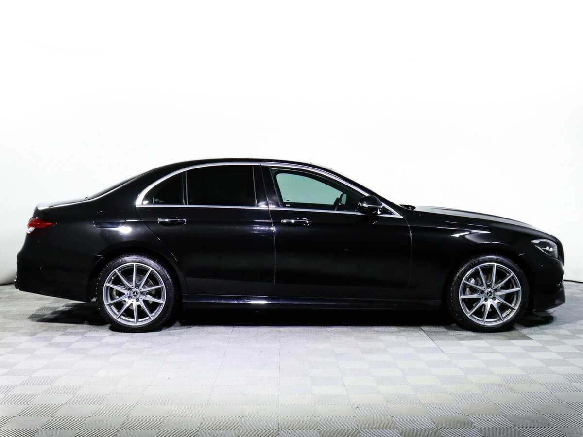 Mercedes-Benz E-Класс с пробегом — 2022 год. Фото: #3