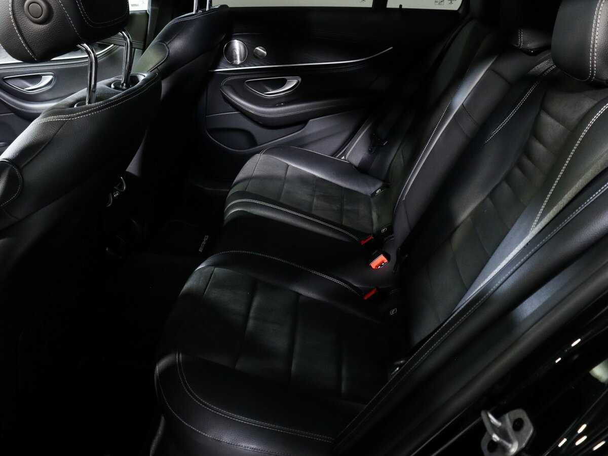 Mercedes-Benz E-Класс с пробегом — 2022 год. Фото: #6