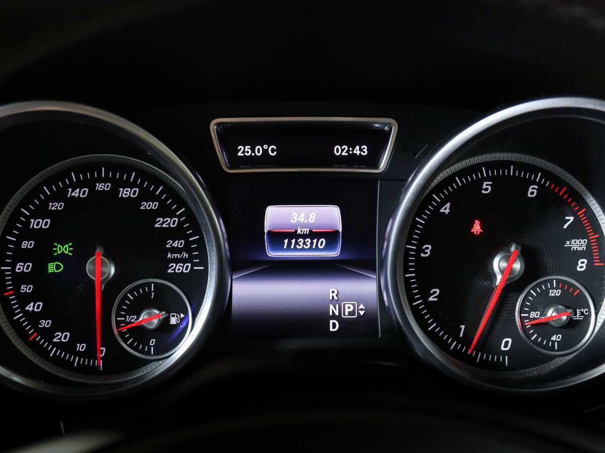 Mercedes-Benz GLE с пробегом — 2016 год. Фото: #9