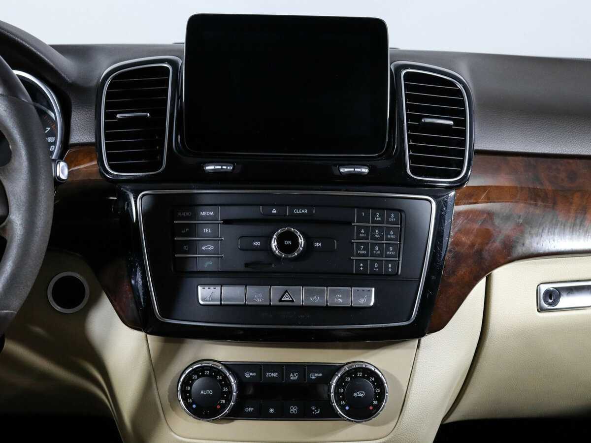 Mercedes-Benz GLE с пробегом — 2016 год. Фото: #11