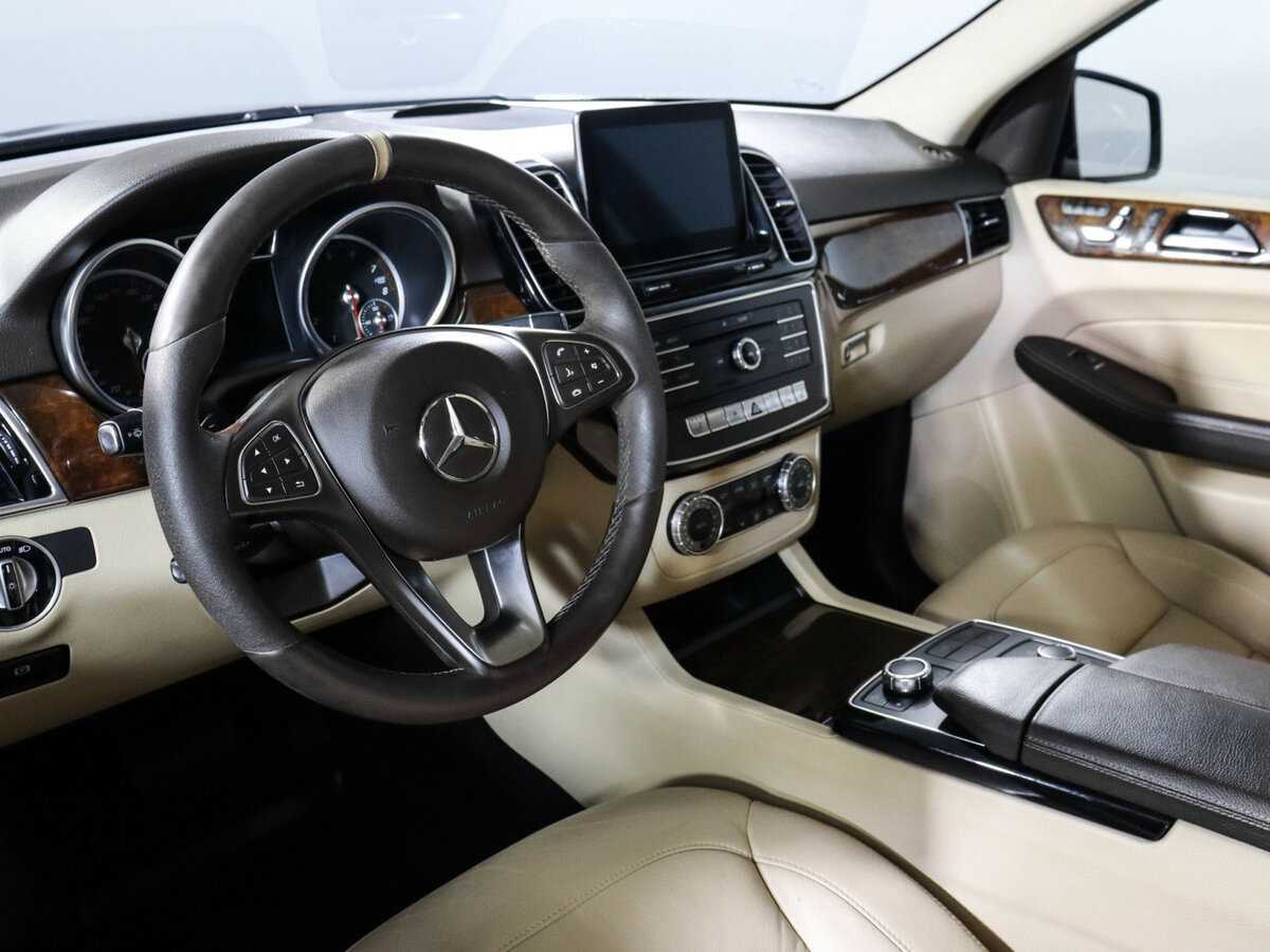 Mercedes-Benz GLE с пробегом — 2016 год. Фото: #12